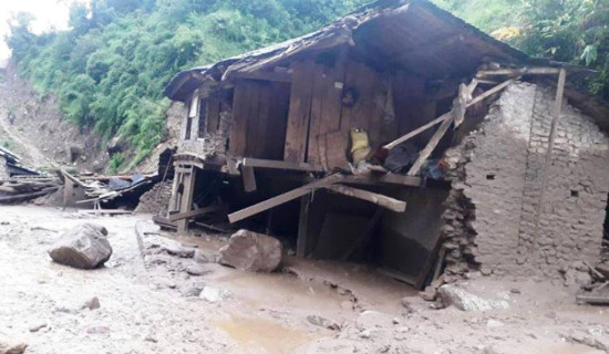 बाढीपहिराेमा परी एक सय तीन जनाको मृत्यु, एक सय नौ घाइते