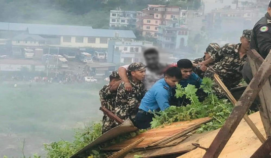 पाइलट मनीष शाक्यको शल्यक्रिया सुरु, ७२ घण्टा निगरानीमा राखिने