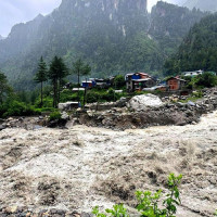 पर्यटकीय क्षेत्र सुनसान हुँदा होटल बन्द