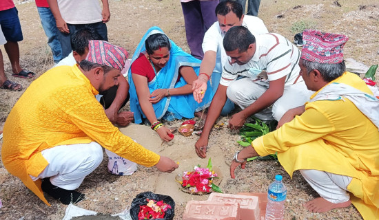 फोहोरलाई मोहर बनाउन ‘रिसाइकल’ केन्द्रको शिलान्यास