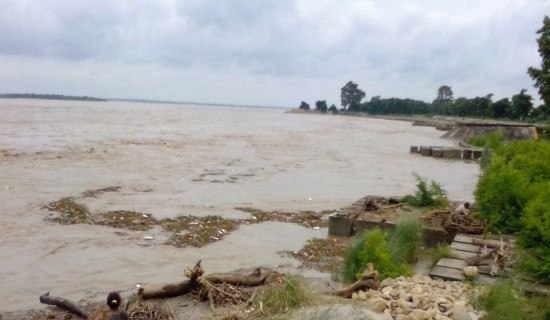 लाग्दैन निद्रा नारायणी किनारमा