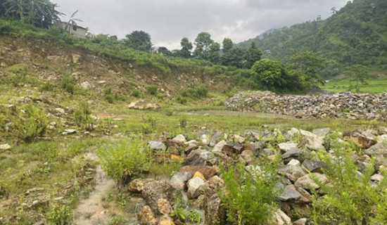 अस्पताल शिलान्यास भएको चार वर्षसम्म अलपत्र