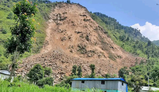 सुक्खा पहिरोले त्रासमै बित्छ दिन