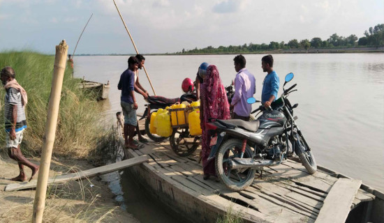 भकारी भर्न डुङ्गाकै भर