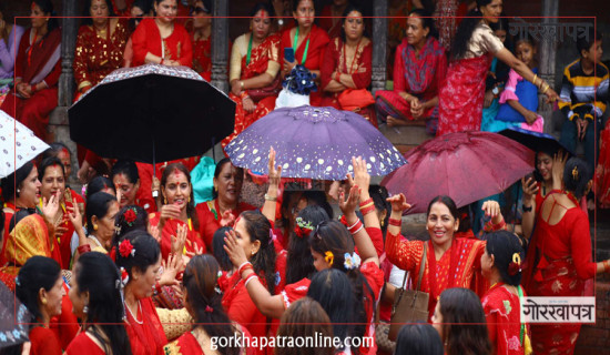 पशुपतिमा दर्शनार्थीकाे भीड (फोटो फिचर)