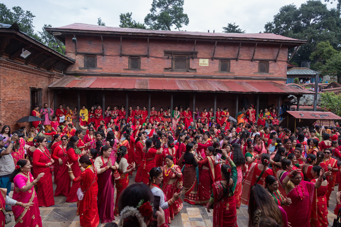 पशुपतिनाथ क्षेत्रमा तिजको रौनक