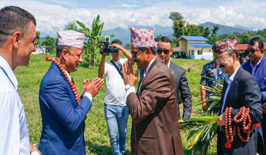 ऊर्जामन्त्री खड्का गृह जिल्लामा