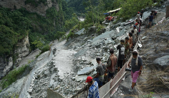 कालीगण्डकी करिडोर : पहिरो रोकथाम गर्न बैसरी अँधेरीखोलामा ‘रक एङ्करिङ’