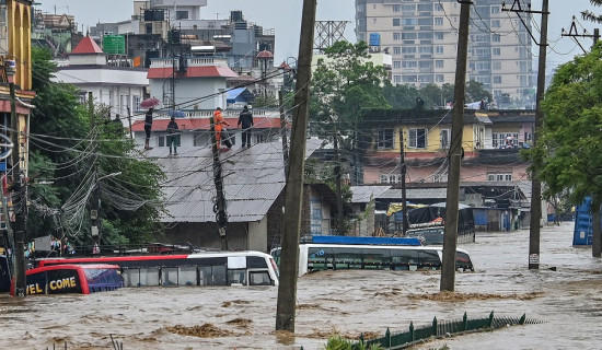 बाढीले विद्यालयमा क्षति