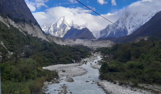 भीमथाङमा ५० हजार लिटरको रिचार्ज पोखरी निर्माण गर्दै नासोँ गाउँपालिका