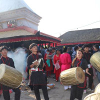 नेपाल प्रहरीले काठमाडौँ उपत्यकामा निःशुल्क बस चलाउँदै