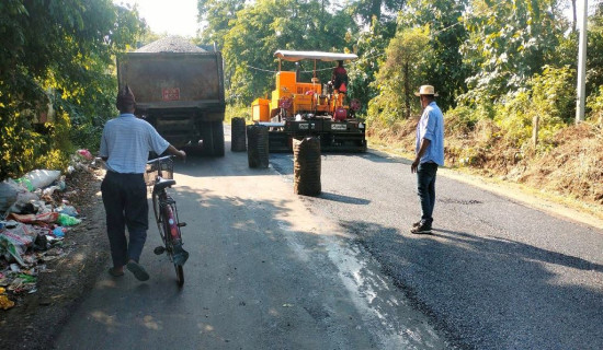 भरतपुर र कालिका जोड्ने मुख्य सडक कालोपत्रे