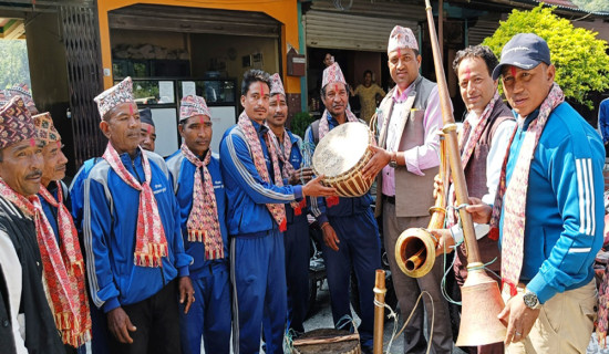 भूकम्पपीडितको सहयोगार्थ नवलपुरमा रक्तदान