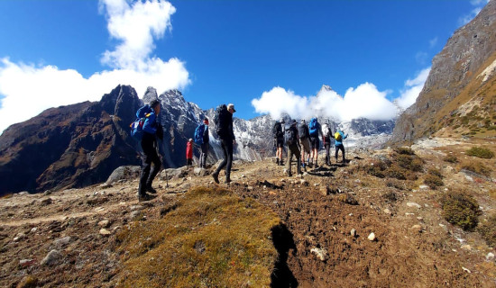 सगरमाथा क्षेत्रमा नौ हजार पर्यटक