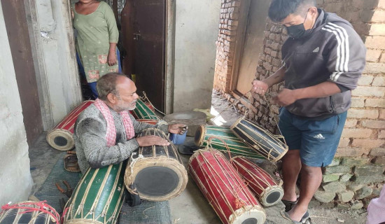 मादल बिक्री गरी मनग्य आम्दानी