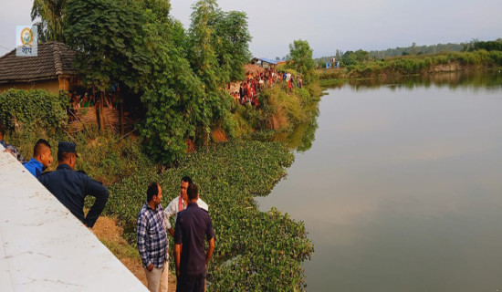 सवारी दुर्घटनामा एकजनाको मृत्यु, ११ जना घाइते