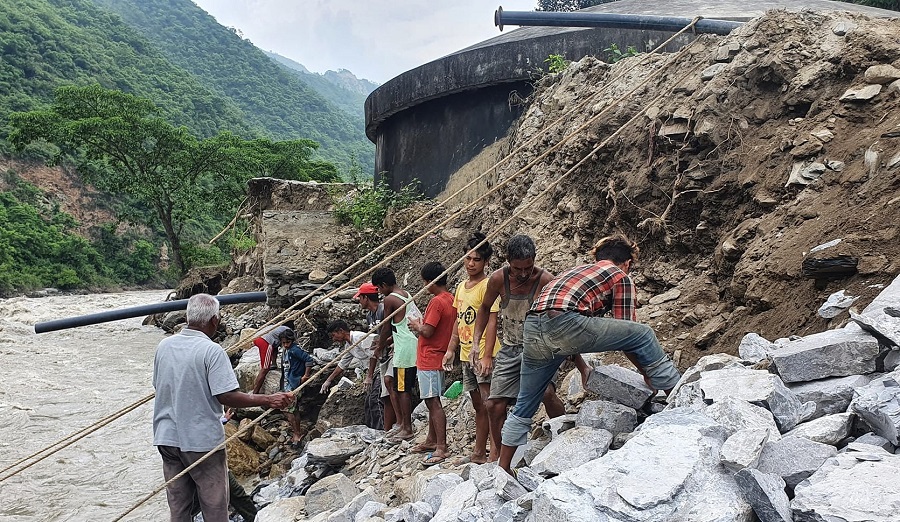 सङ्घीय र प्रदेश सरकारबाट पुनर्निर्माणको नीतिगत निर्णय आएन