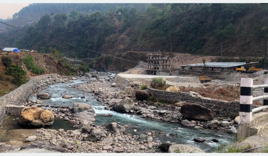 दसैँको बेला साहूको ऋणबाट तर्किन जङ्गलमा बास