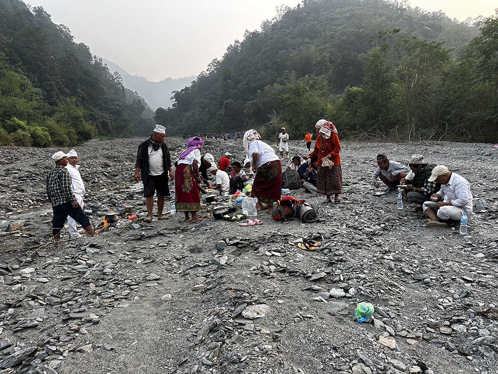 धनकुटाका आठपहरीयाको मंसिरे चाडको रौनक