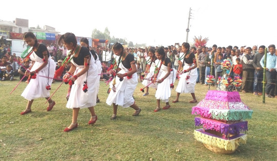 थारु परम्परा र लोक संस्कृतिको संरक्षण गर्न कात्तिकेश कुँवर मेला