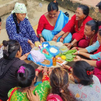 परम्परागत सिप सिक्दै विद्यार्थी