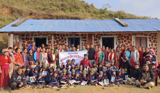 बालबालिकालाई न्यानो कपडा