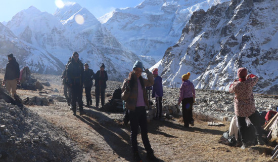 कञ्चनजङ्घा क्षेत्रमा पर्यटकको ताँती