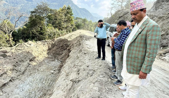 घलेगाउँ र भुजुङ जोड्ने सडक निर्माणमा ढिलाइ प्रति प्रदेश सरकारको चासो