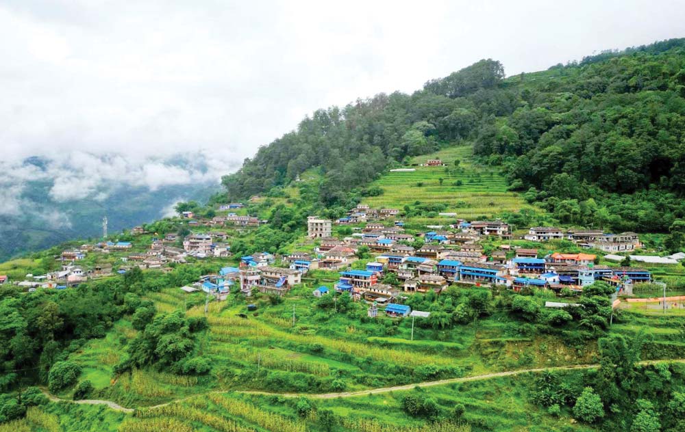 अन्नपूर्ण फेरोका सत्ताइस गाउँमा घरबास