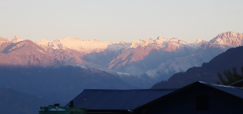 ताप्लेजुङमा वर्षा र हिमपात