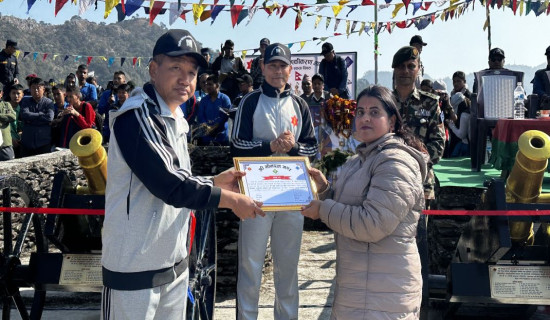 गोरखापत्रकर्मी भण्डारी सम्मानित