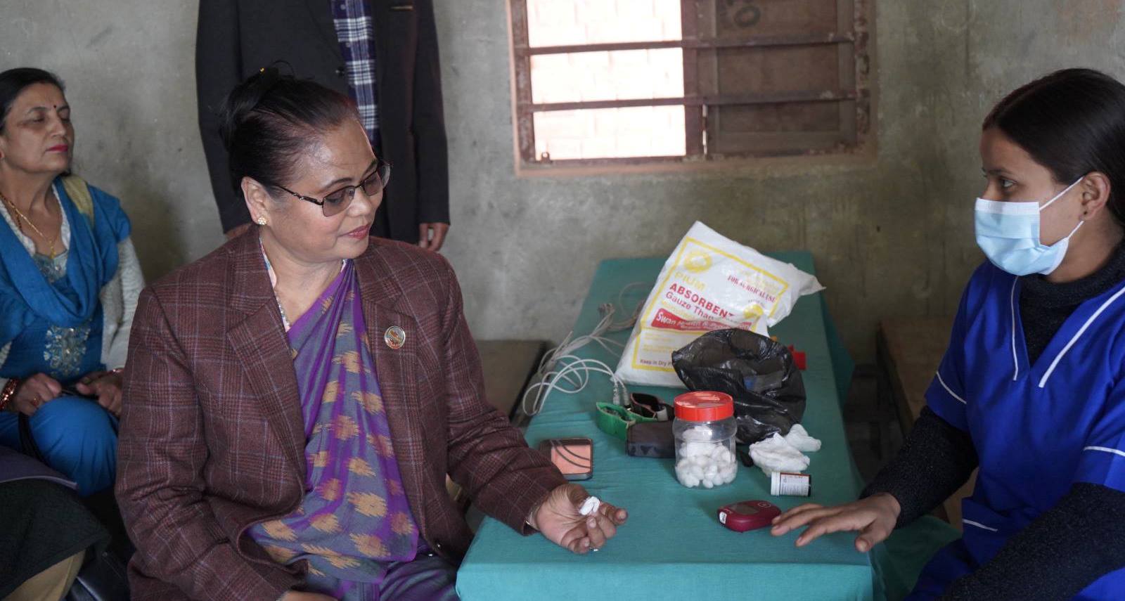 निःशुल्क स्वास्थ्य शिविरमा २४० लाभान्वित