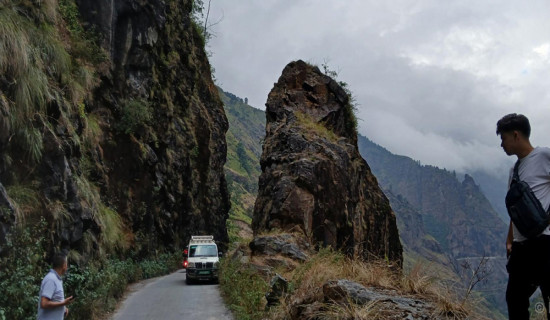 सहज बन्दै मनाङको यात्रा