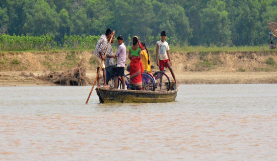 मोहनाको डरले रातभर जाग्राम