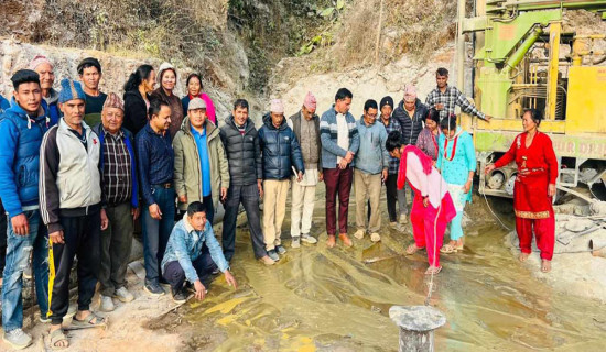 डिप बोरिङबाट डेढ सय घरधुरीलाई खानेपानी