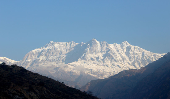 गुर्जा र चुरेन हिमाल