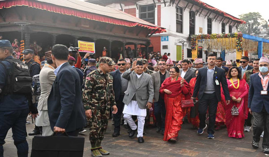 राष्ट्रपति पौडेलद्वारा पशुपतिनाथमा पूजाआराधना