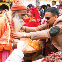 प्रमुख प्रशासकीय अधिकृत ७८ हजार घुससहित पक्राउ