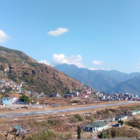 विश्वविद्यालयमा विद्यार्थीको खडेरी