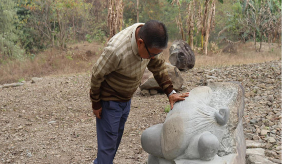 श्रमदानबाट ढुङ्गे पार्क निर्माण गरिँदै