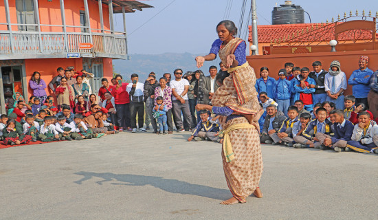 धनकुटामा सडक नाटक