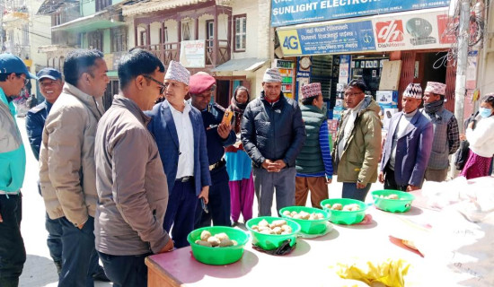 दैलेखमा ग्याँस सिलिन्डर बोकेको ट्रक दुर्घटना, तीनको मृत्यु