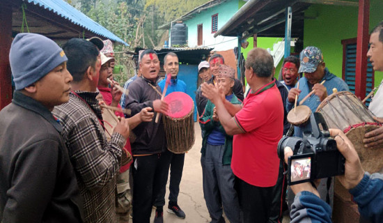 मौलिक फागु संरक्षणमा जुट्दै स्थानीय