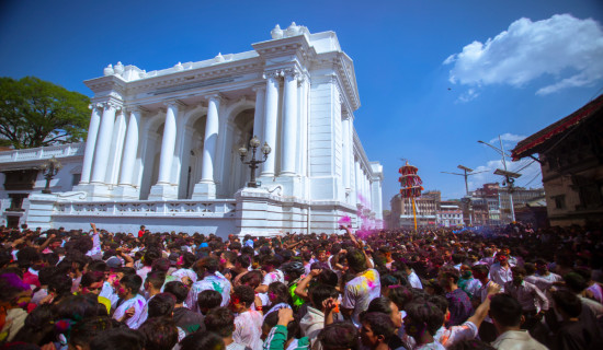 राष्ट्रपतिद्वारा पशुपतिनाथ मन्दिरमा पूजा आराधना