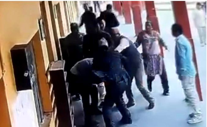 व्यवस्थापन समिति गठनमा विवाद :प्रधानाध्यापकसहित तीन जनामाथि कुटपिट