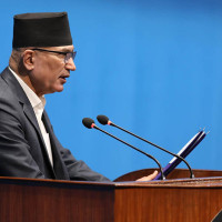 अर्थमन्त्रीको राजीनामा माग गर्दै एमाले सांसद बैठकबाट बाहिरिए