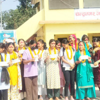 रसिया पठाइदिने भन्दै १० लाखभन्दा बढी ठगी गर्ने पक्राउ