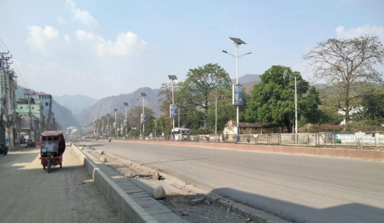 एक दशकमा पनि बनेन तीन किलोमिटर सडक