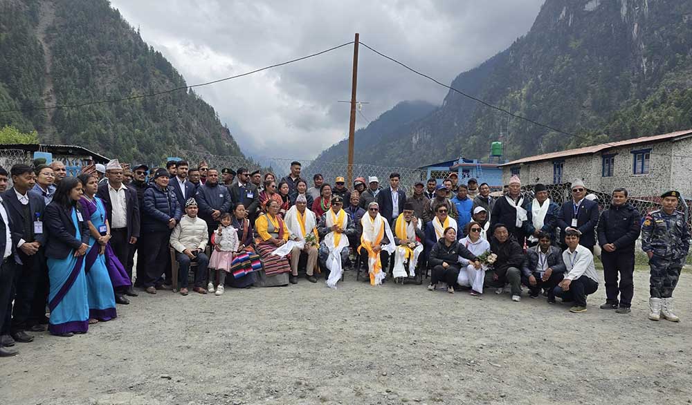 गृहमन्त्रीद्वारा सशस्त्र प्रहरीको भूमिका र योगदानको सराहना