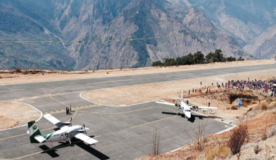 जहाज चढ्ने आस मारे कालीकोटवासीले